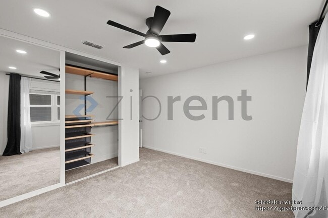 Building Photo - 106 Village Ct