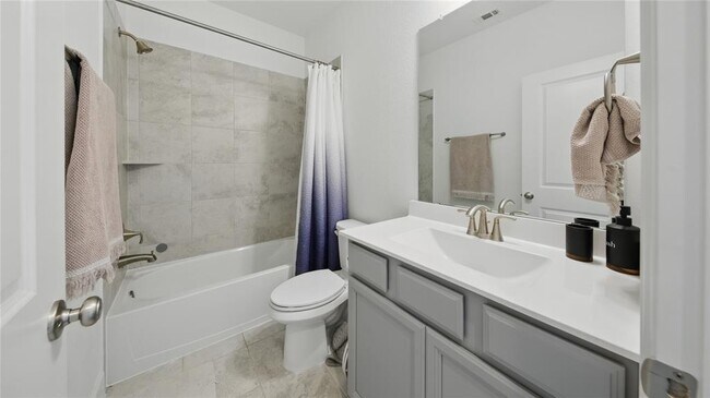Building Photo - 2807 Kingly Pne Trl
