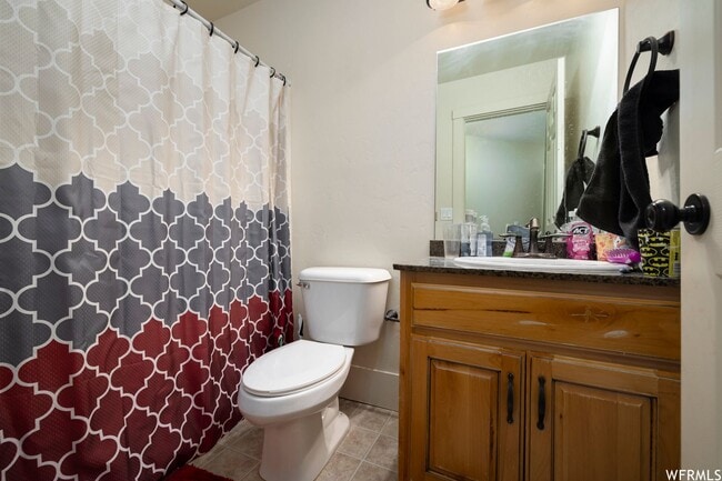 Building Photo - Spacious Vernal Townhome