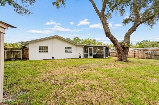 Building Photo - 1230 15th Ct SW