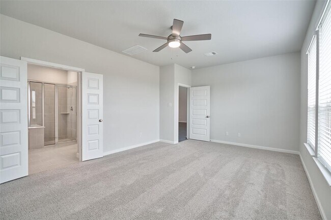 Building Photo - 28011 Clapton Path