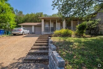 Building Photo - 6811 Thorncliffe Dr