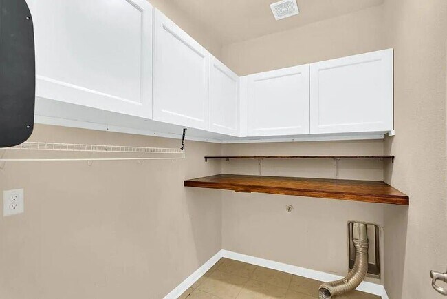 Building Photo - 3451 Mayfield Ranch Blvd