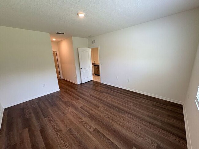 Building Photo - 956 Brooklet Dr