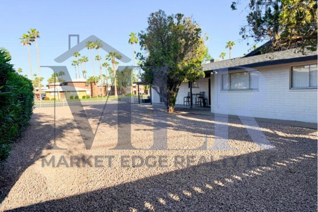 Building Photo - 4711