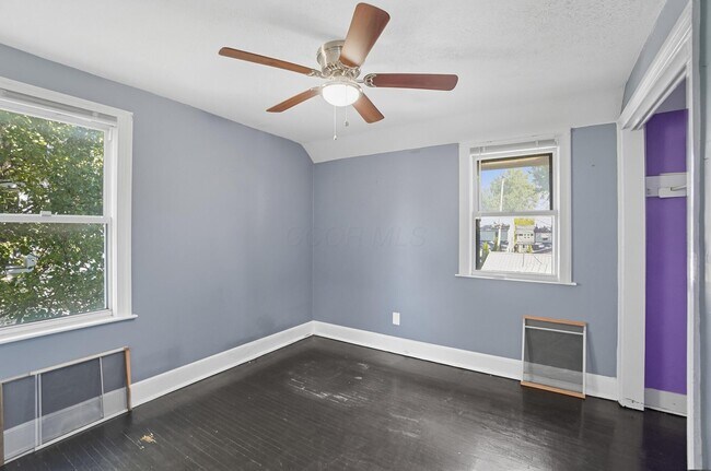 Building Photo - 610 Salisbury Rd