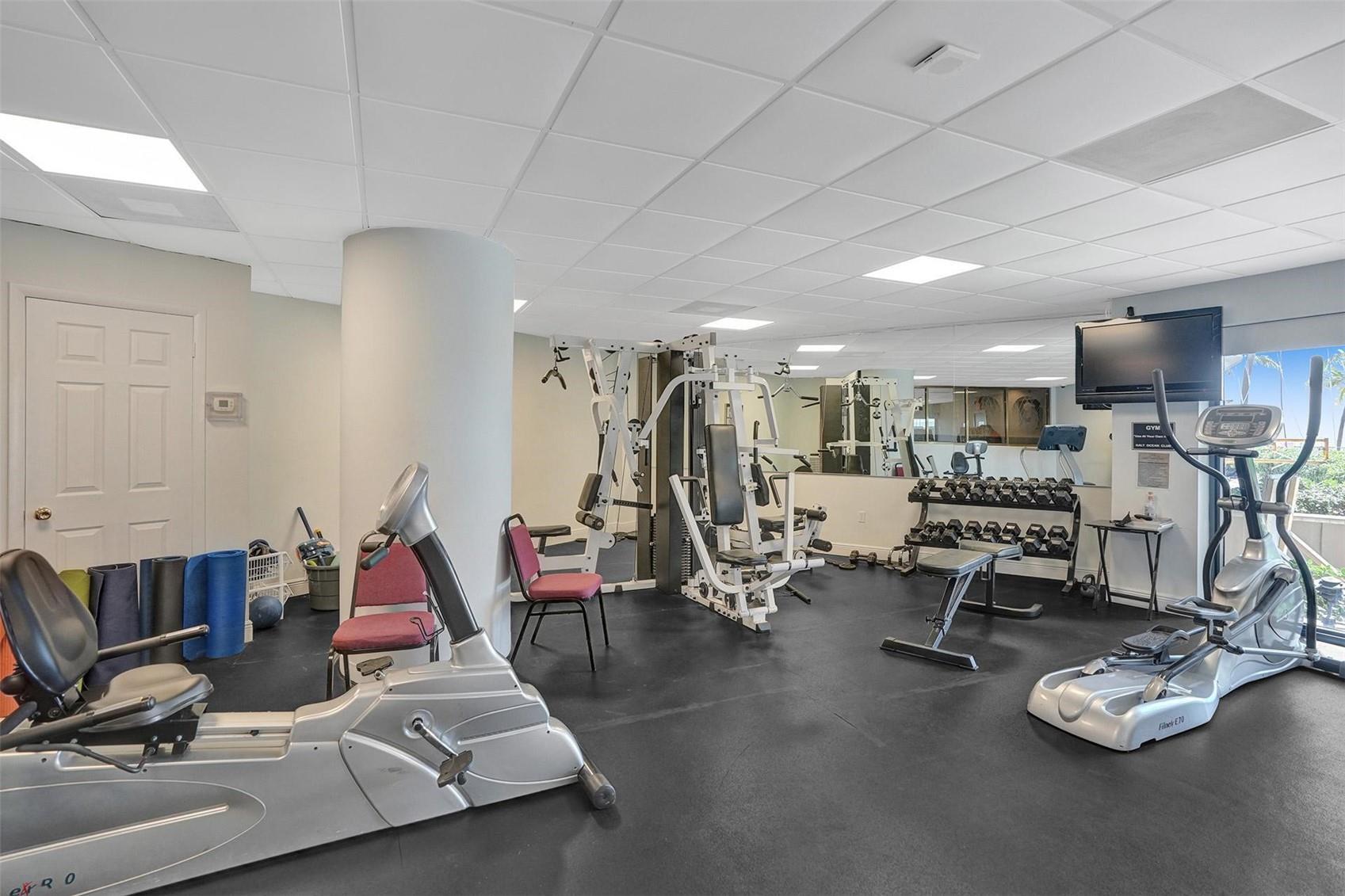 Building Photo - 3800 Galt Ocean Dr