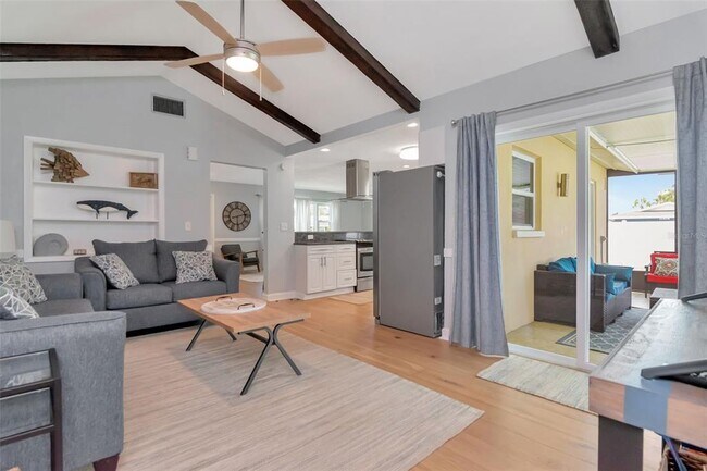 Building Photo - 4712 114th St N