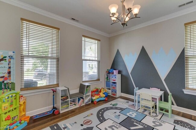 Building Photo - 115 Farrand Dr