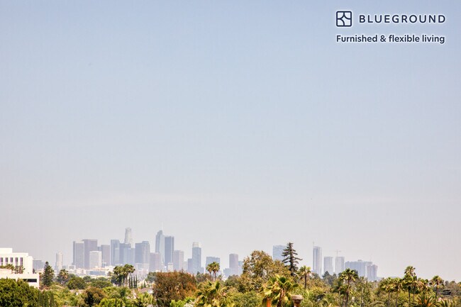 Building Photo - 5100 Wilshire Blvd