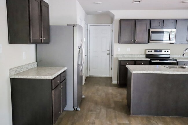 Building Photo - Spacious 4-Bedroom Home for Rent in St. Martin, MS!**