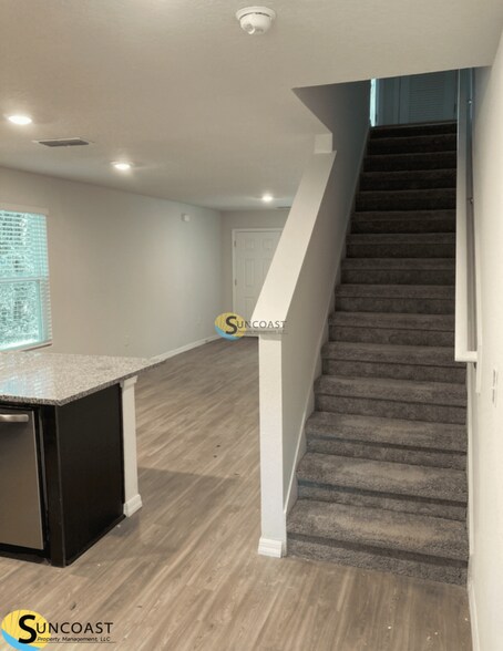 Building Photo - 5677 110th St