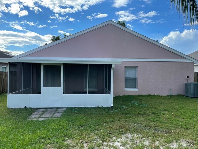 Building Photo - 464 Short Pine Cir