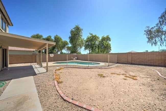 Building Photo - COMING SOON1 Beautiful 4 Bed 2.5 Bath Home...