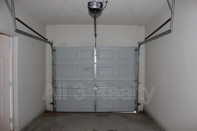 Building Photo - 4527 Heritage Pkwy