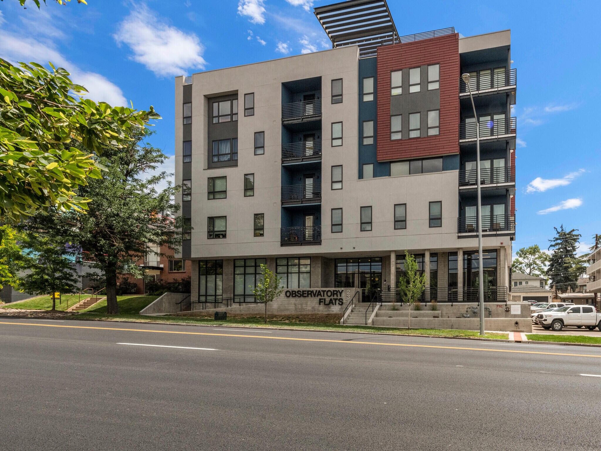 Building exterior - 2374 S University Blvd