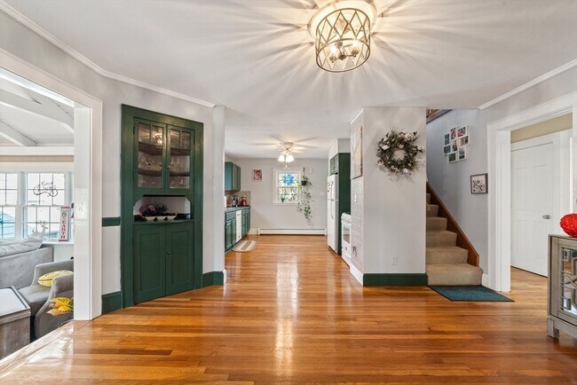 Building Photo - 101 W Plain St