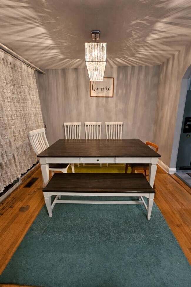 Building Photo - 770 Cordial Dr