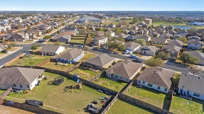 Building Photo - 208 Rock Hound Ln
