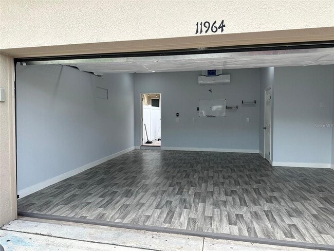 Building Photo - 11964 Founders St