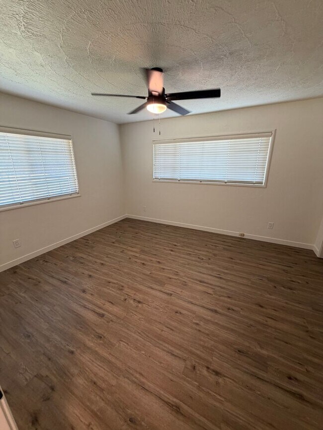 Building Photo - Remodeled home