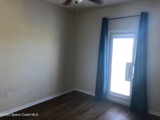 Building Photo - 3225 Sedge Dr