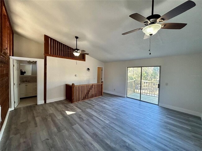 Building Photo - 18812 Carr Dr