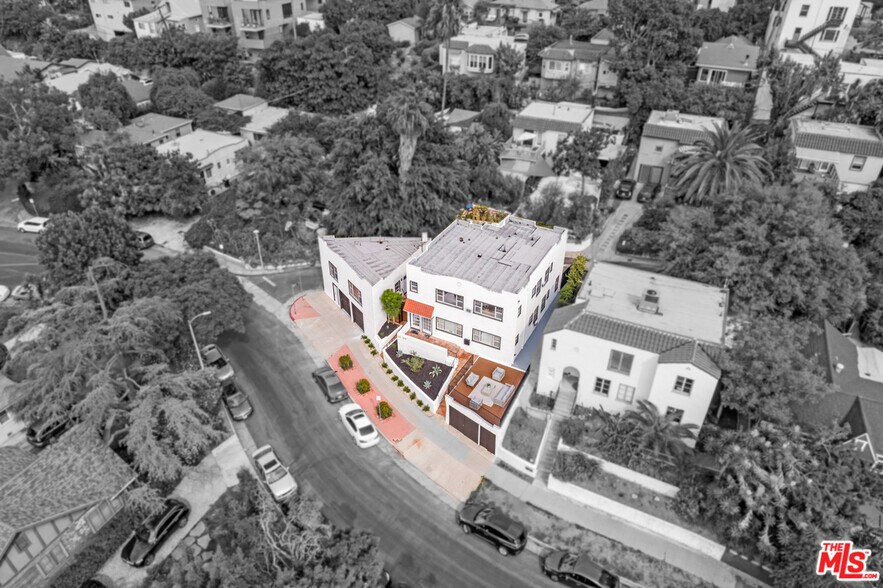 Building Photo - 912 Sanborn Ave