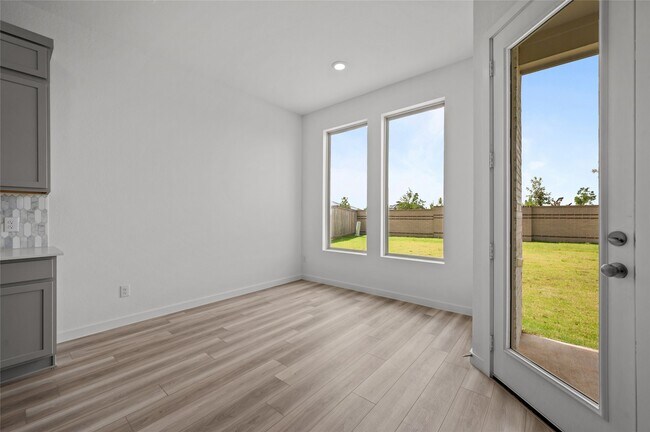 Building Photo - 22119 Shrimp Plant Ln