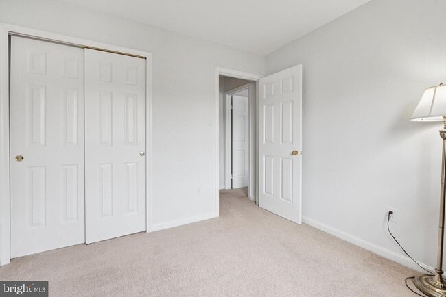 Building Photo - 907 Smartts Ln NE