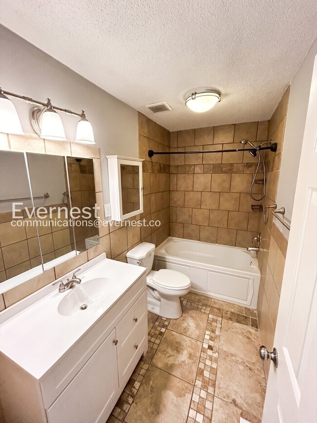 Building Photo - 4225 Horseshoe Bend Trail