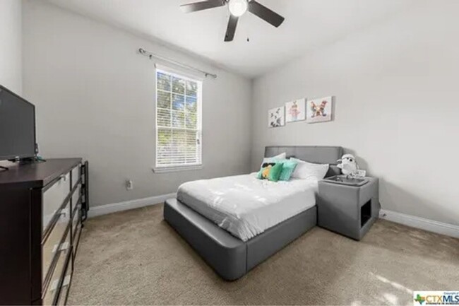 Building Photo - Spacious 4BR House in Harker Heights