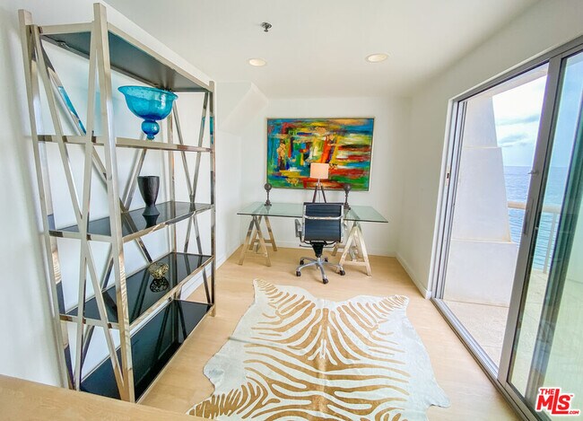 Building Photo - 27102 Malibu Cove Colony Dr