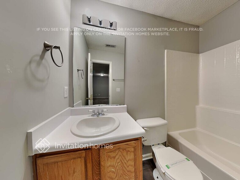 Building Photo - 4112 Toccopola St