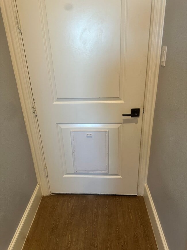 Building Photo - open concept 4bd - rent to own