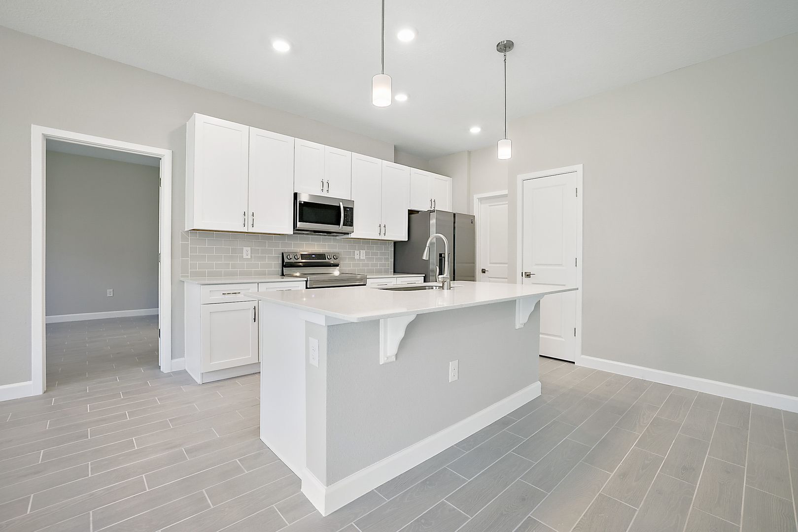 Building Photo - 5454 Rhapsody Ave