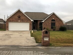 Building Photo - 13322 Colton Ln