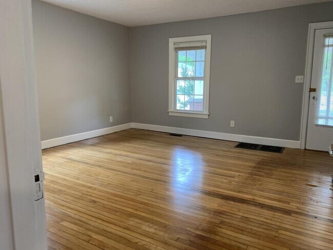 Building Photo - 1200 Garrison Ave