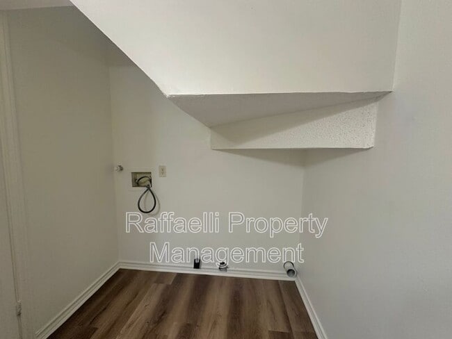 Building Photo - 6222 Gould Pl