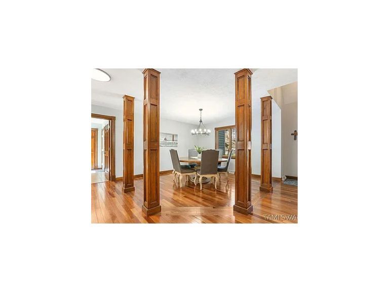 Dinning room - 17756 Brucker St