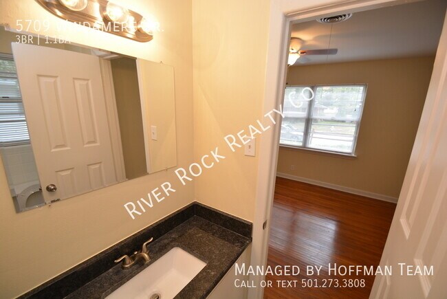 Building Photo - 5709 Windamere Dr