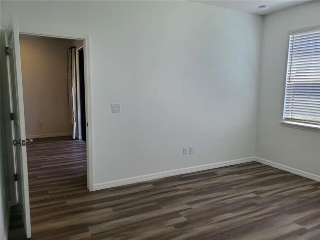Building Photo - 13816 Messina Loop
