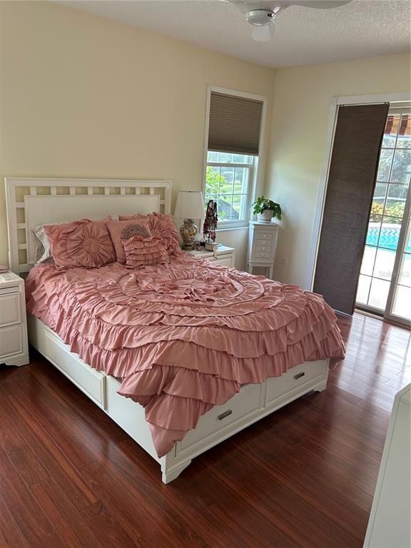 Building Photo - 2670 Resnik Cir W