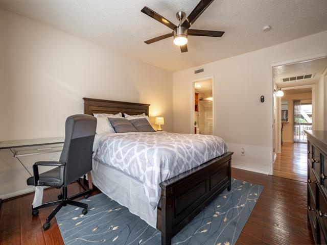 Building Photo - 5132 Amesbury Dr