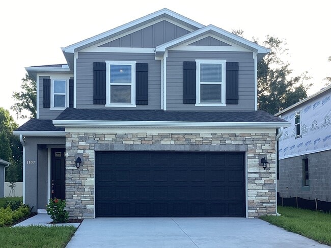 Building Photo - 1103 Walden Pond Dr