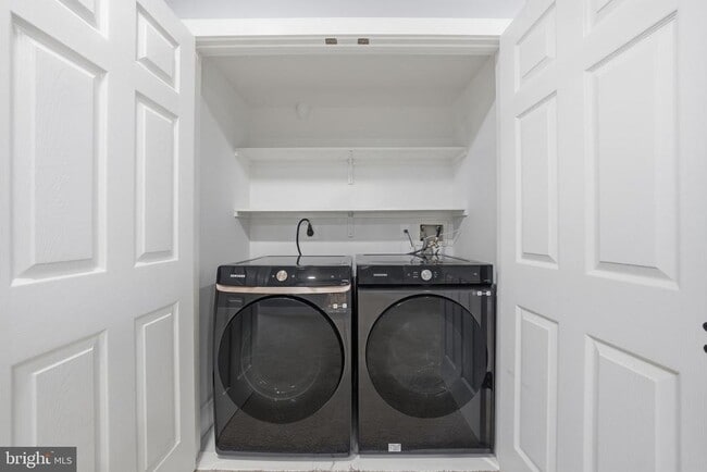 Building Photo - 7665 Audubon Meadow Way