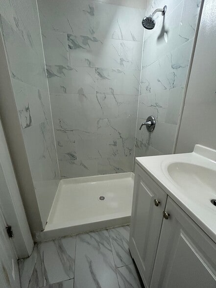 Building Photo - 87 Watsessing Ave