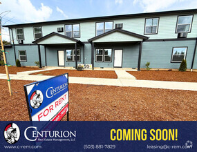 Building Photo - 875 Hickory St NE