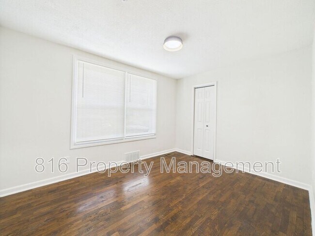 Building Photo - 8404 E 47th Terrace