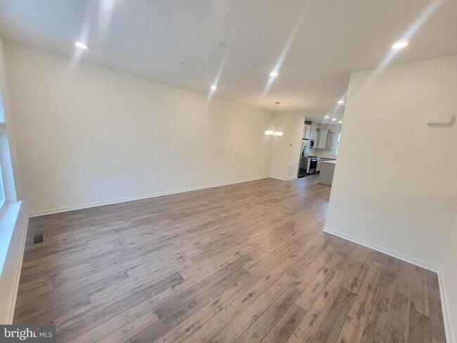 Building Photo - 1842 Boulder Dr